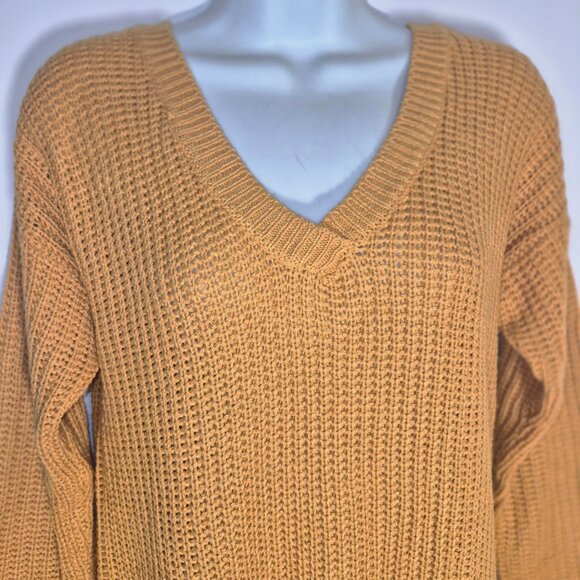 NO COMMENT sweater dress/long sweater, Gold knit in size Medium - Picture 11 of 16